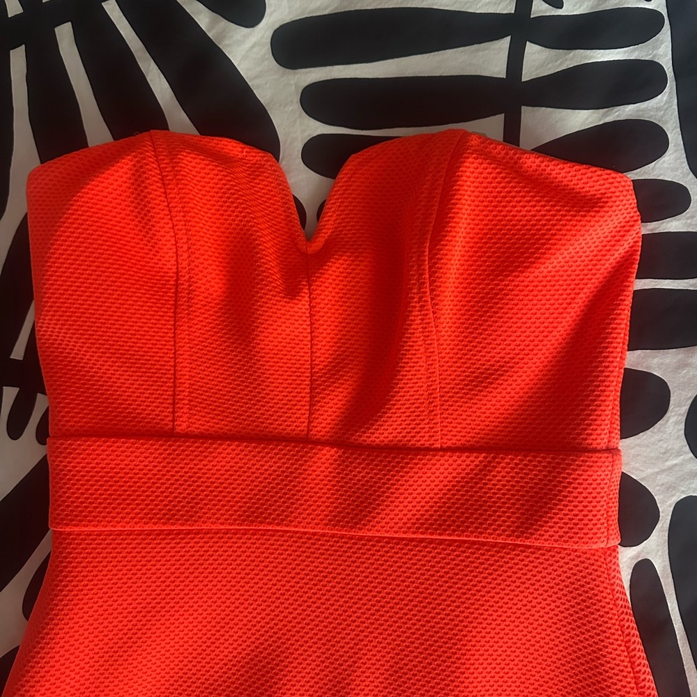 Orange Sweetheart Neckline Sleeveless Bodycon Midi Dress